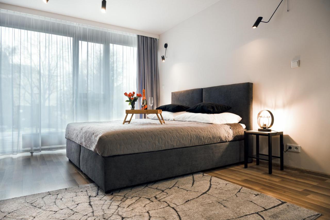 Easy Rent Apartaments - Silver 9 Люблин Екстериор снимка
